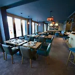 Alberta & Hotel 3*