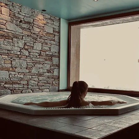 Hotel Alberta &