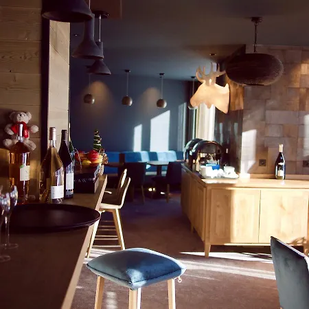 Alberta & Hotel 3*