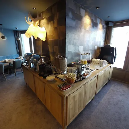 Hotel Alberta &